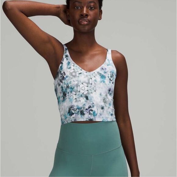 Lululemon V-Neck Kaleidofloral Blue Grey Align Cropped Tank Top. Size 2. - Picture 1 of 8